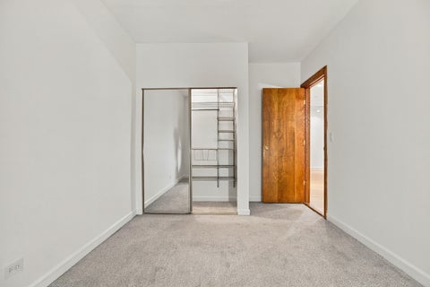 Tiny photo for 550 W Surf Street #117, Chicago, IL 60657 (MLS # 12727747)
