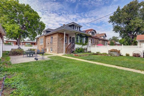 Tiny photo for 1505 S Highland Avenue, Berwyn, IL 60402 (MLS # 12485427)