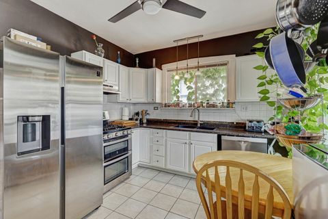 Tiny photo for 1505 S Highland Avenue, Berwyn, IL 60402 (MLS # 12485427)