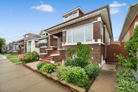 Tiny photo for 5741 S SAWYER Avenue, Chicago, IL 60629 (MLS # 12678169)