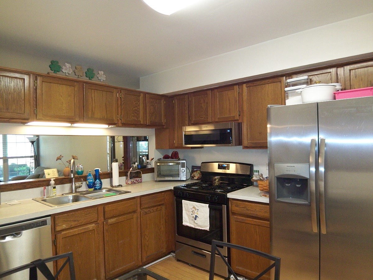 1069 Talbots Lane 105