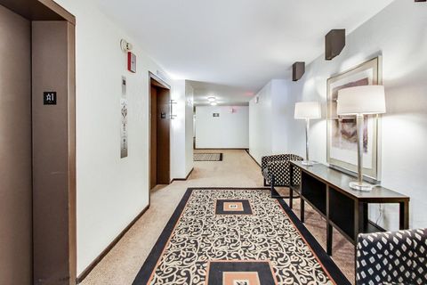Tiny photo for 22 Park Lane #203, Park Ridge, IL 60068 (MLS # 12503240)