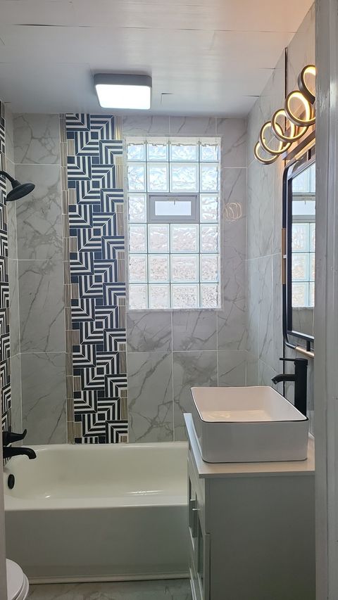 Tiny photo for 1708 W Steuben Street, Chicago, IL 60643 (MLS # 12553380)