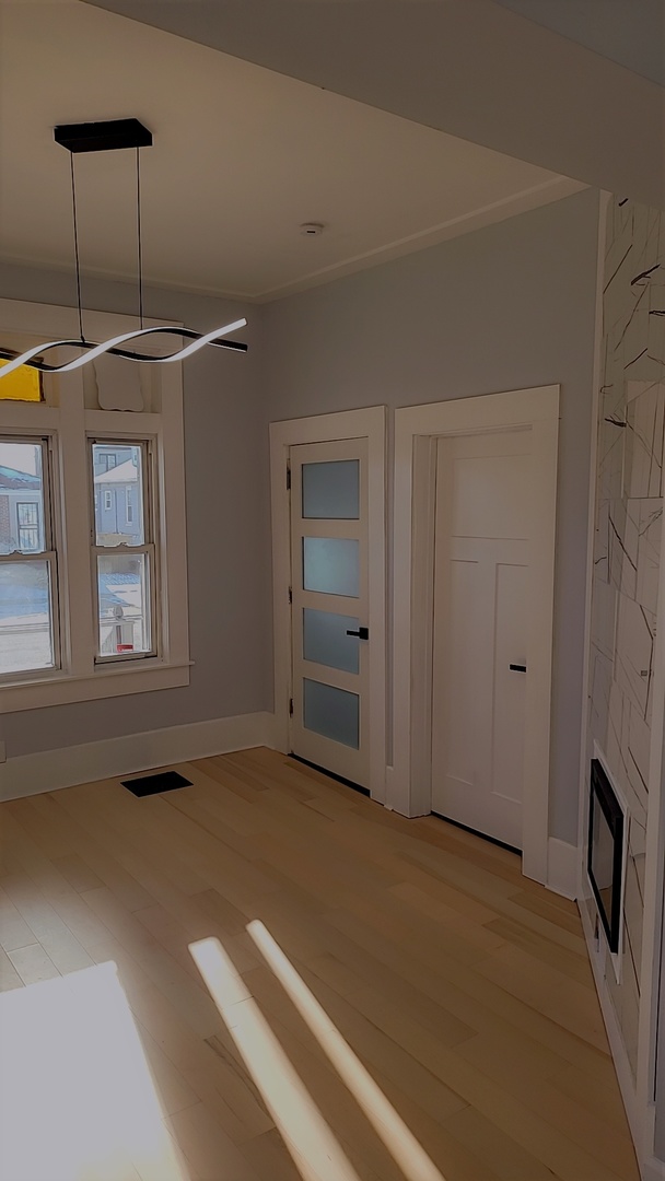 1708 W Steuben Street