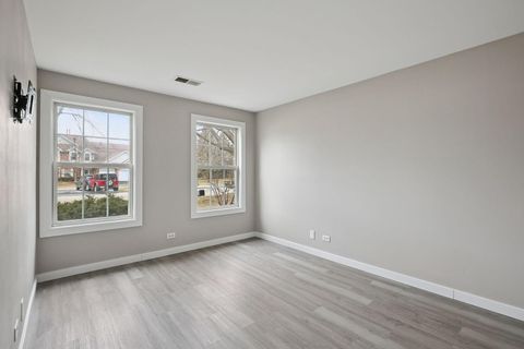 Tiny photo for 323 Sheffield Court #5, Roselle, IL 60172 (MLS # 12589928)