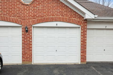 Tiny photo for 323 Sheffield Court #5, Roselle, IL 60172 (MLS # 12589928)