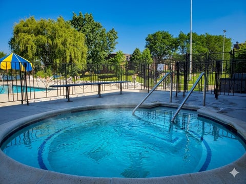 Tiny photo for 9374 Bay Colony Drive #2S, Des Plaines, IL 60016 (MLS # 12764520)