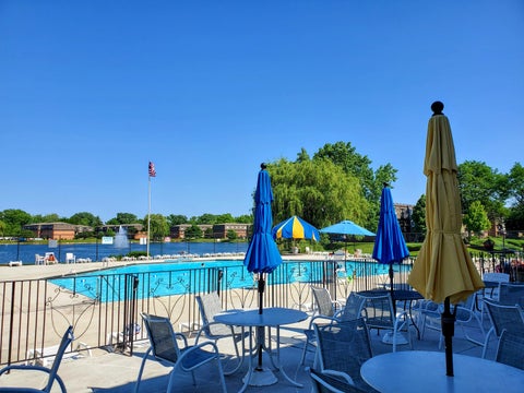Tiny photo for 9374 Bay Colony Drive #2S, Des Plaines, IL 60016 (MLS # 12764520)