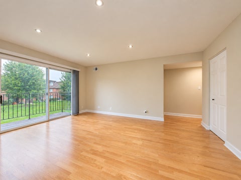 Tiny photo for 9374 Bay Colony Drive #2S, Des Plaines, IL 60016 (MLS # 12764520)