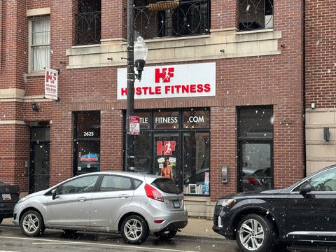 2625 N Halsted Street Chicago IL 60614