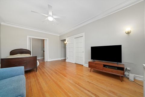 Tiny photo for 734 Noyes Street #02, Evanston, IL 60201 (MLS # 12443247)