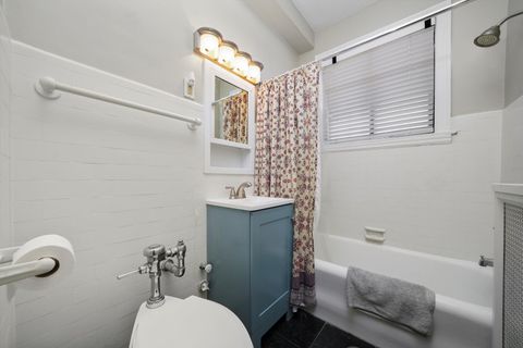 Tiny photo for 734 Noyes Street #02, Evanston, IL 60201 (MLS # 12443247)