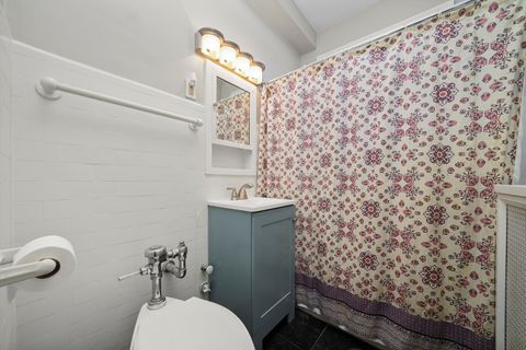 Tiny photo for 734 Noyes Street #02, Evanston, IL 60201 (MLS # 12443247)