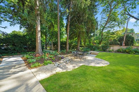 Tiny photo for 734 Noyes Street #02, Evanston, IL 60201 (MLS # 12443247)