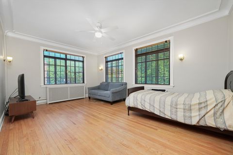 Tiny photo for 734 Noyes Street #02, Evanston, IL 60201 (MLS # 12443247)