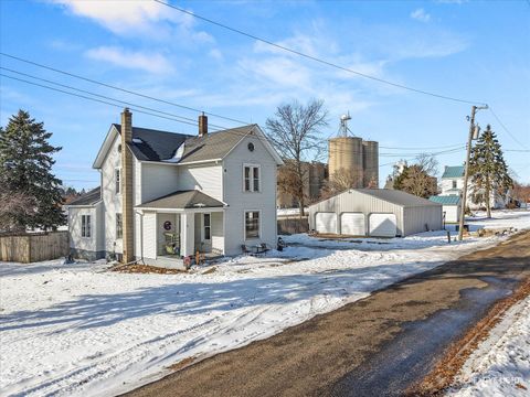 Photo of 206 S Poplar Street, Sublette, IL 61367 (MLS # 12532919)