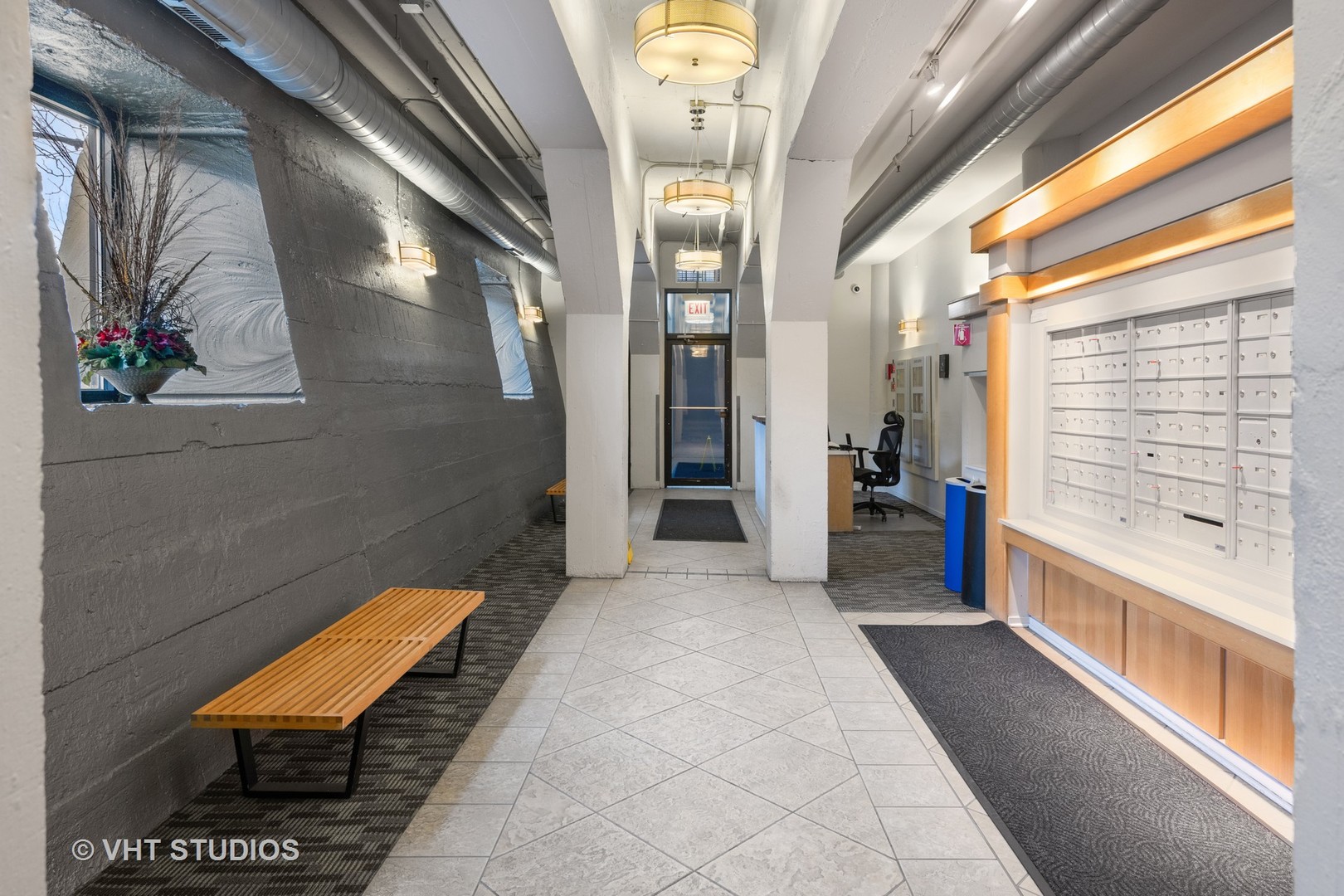 1524 S Sangamon Street 413-S