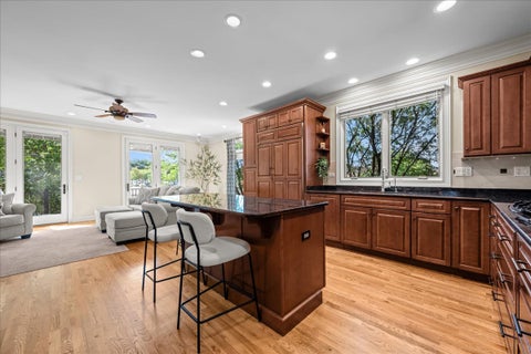 Tiny photo for 301 Brownstone Drive, St. Charles, IL 60174 (MLS # 12734864)