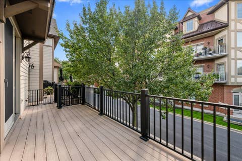 Tiny photo for 301 Brownstone Drive, St. Charles, IL 60174 (MLS # 12734864)