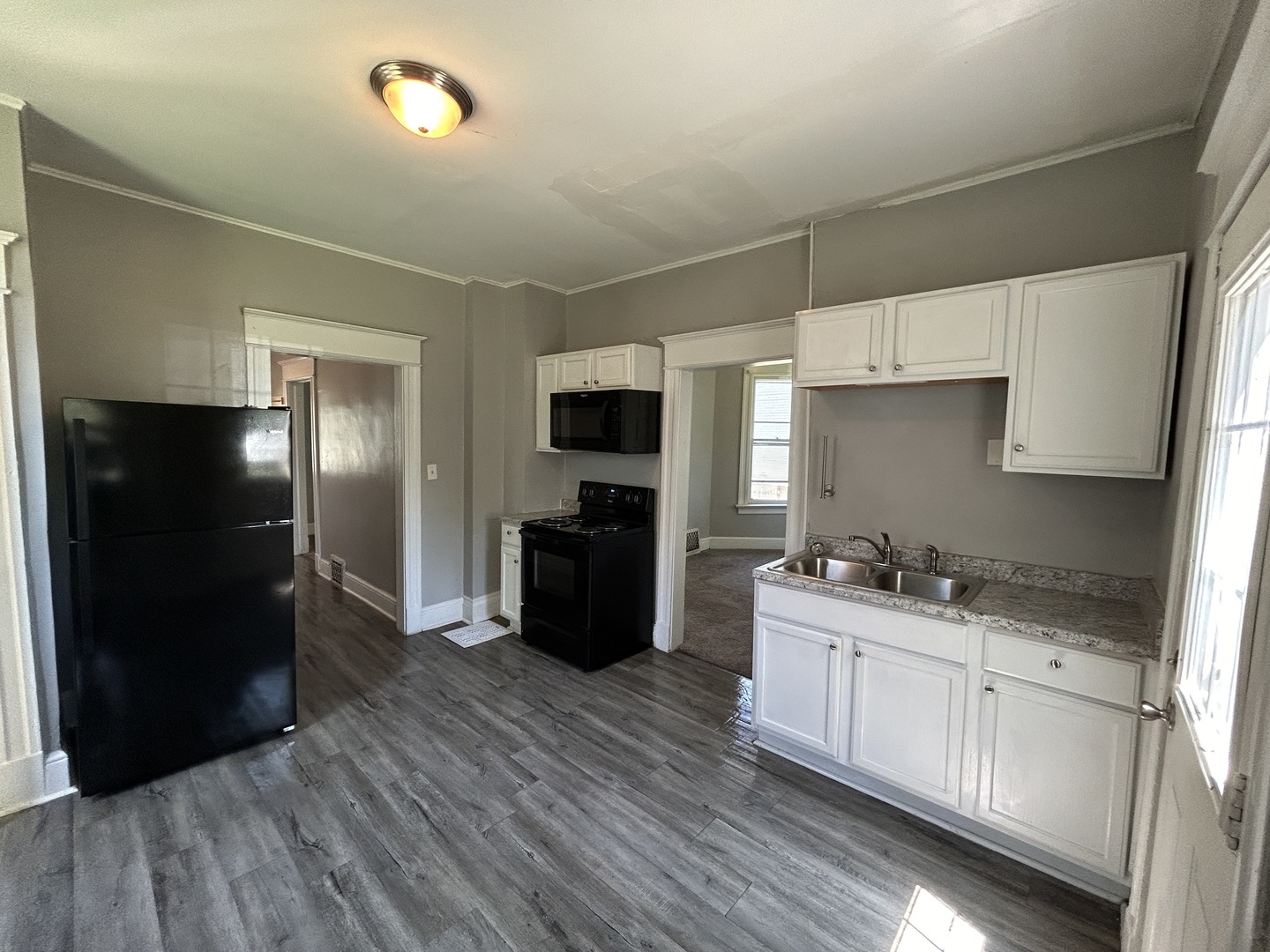 503 W 17th Street