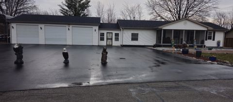 Photo of 602 W William Street, Sesser, IL 62884 (MLS # 12587915)