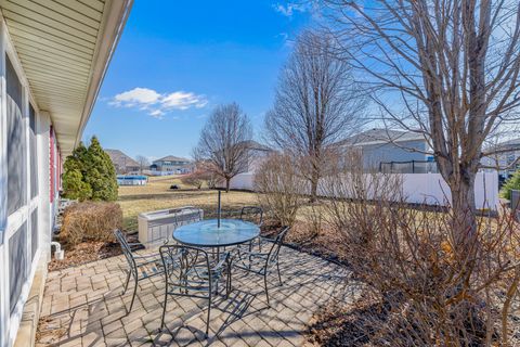 Tiny photo for 820 W Locust Lane, Peotone, IL 60468 (MLS # 12575176)