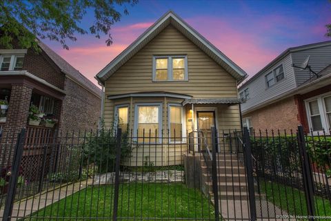 Tiny photo for 7532 S Saint Lawrence Avenue SE, Chicago, IL 60619 (MLS # 12475943)