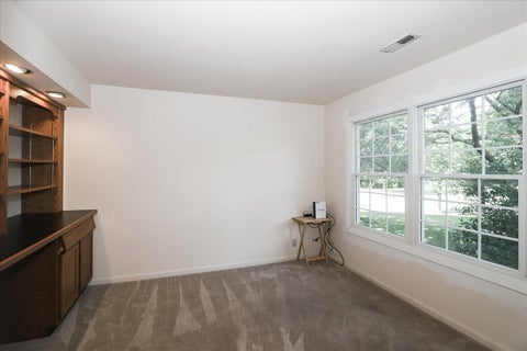 Tiny photo for 725 Deep Wood Court, Elk Grove Village, IL 60007 (MLS # 12713519)