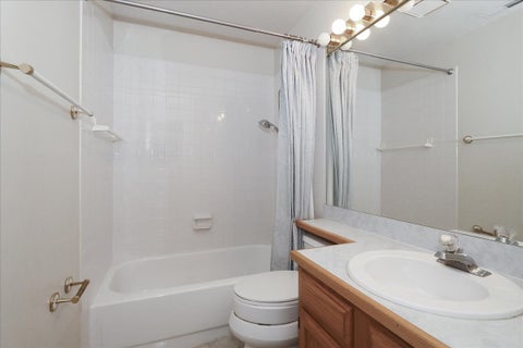 Tiny photo for 725 Deep Wood Court, Elk Grove Village, IL 60007 (MLS # 12713519)