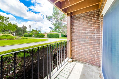 Tiny photo for 1575 Sandpebble Drive #104, Wheeling, IL 60090 (MLS # 12675907)