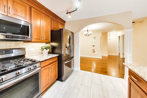 Tiny photo for 1575 Sandpebble Drive #104, Wheeling, IL 60090 (MLS # 12675907)