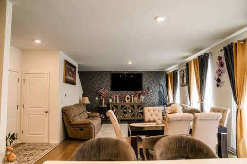 Tiny photo for Oswego, IL 60543 (MLS # 12679828)