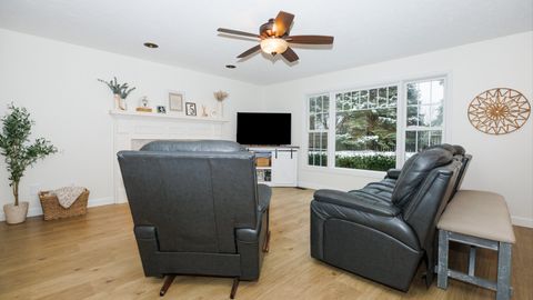 Tiny photo for 34 Downing Circle, Bloomington, IL 61704 (MLS # 12575223)