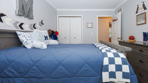 Tiny photo for 34 Downing Circle, Bloomington, IL 61704 (MLS # 12575223)