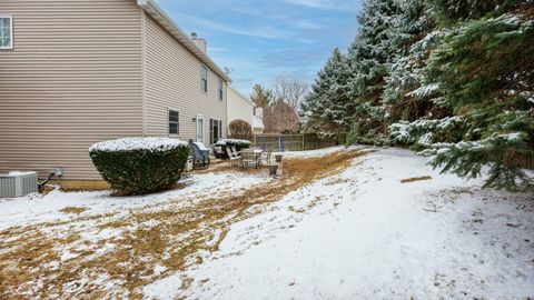 Tiny photo for 34 Downing Circle, Bloomington, IL 61704 (MLS # 12575223)