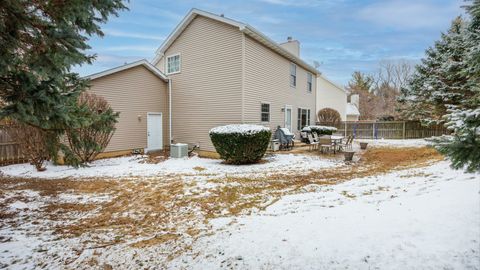 Tiny photo for 34 Downing Circle, Bloomington, IL 61704 (MLS # 12575223)