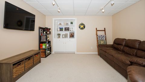 Tiny photo for 34 Downing Circle, Bloomington, IL 61704 (MLS # 12575223)