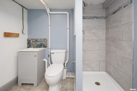 Tiny photo for 3712 33RD Street, Moline, IL 61265 (MLS # QC4269899)