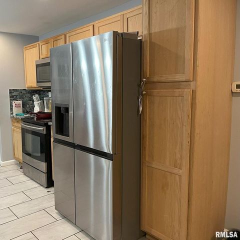 Tiny photo for 3712 33RD Street, Moline, IL 61265 (MLS # QC4269899)