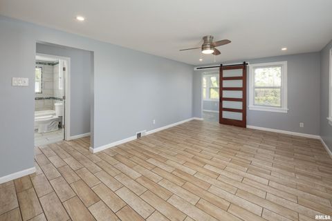 Tiny photo for 3712 33RD Street, Moline, IL 61265 (MLS # QC4269899)