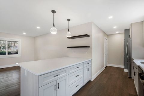 Tiny photo for 1910 Ashley Road, Hoffman Estates, IL 60169 (MLS # 12601138)