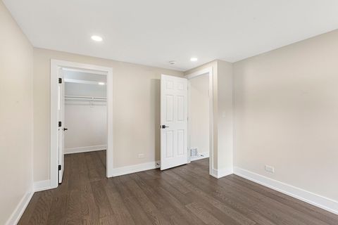 Tiny photo for 1910 Ashley Road, Hoffman Estates, IL 60169 (MLS # 12601138)