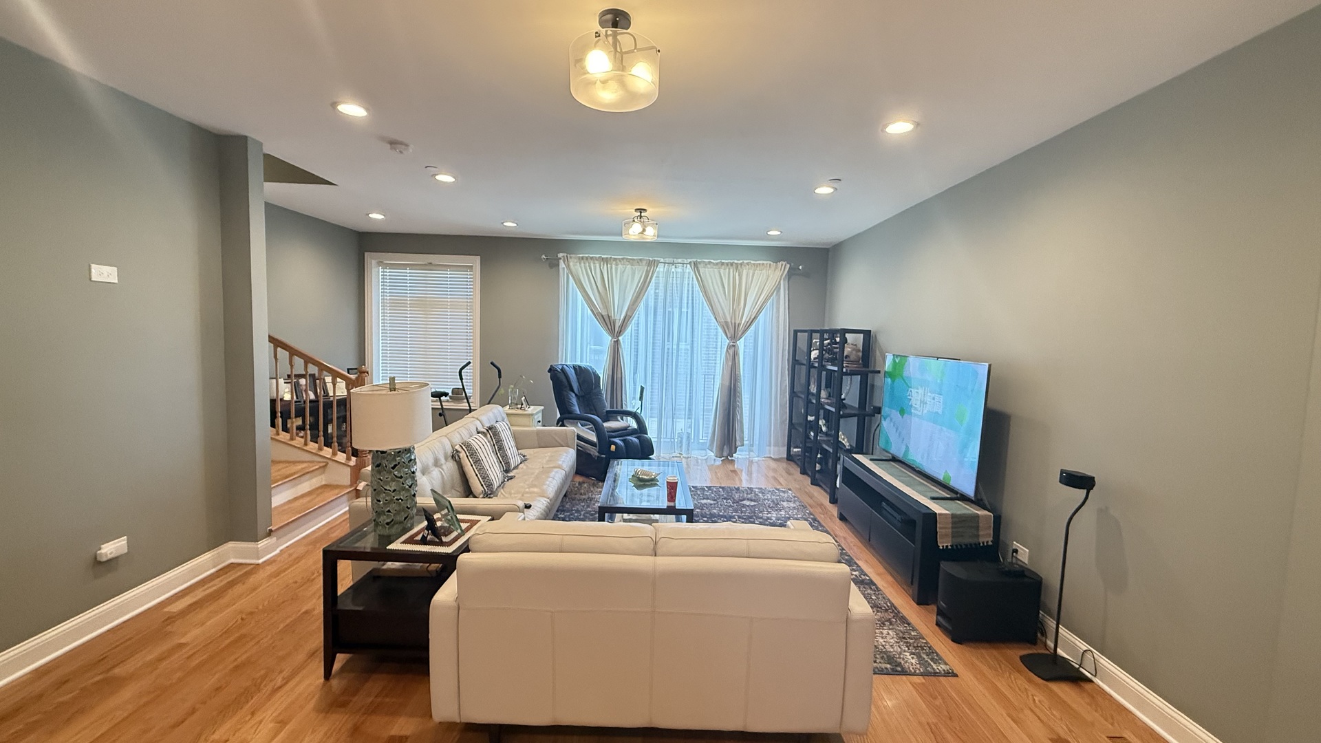 1538 W 34th Street G