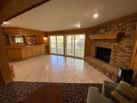 Tiny photo for 357 Roberts Road, Inverness, IL 60010 (MLS # 12628829)