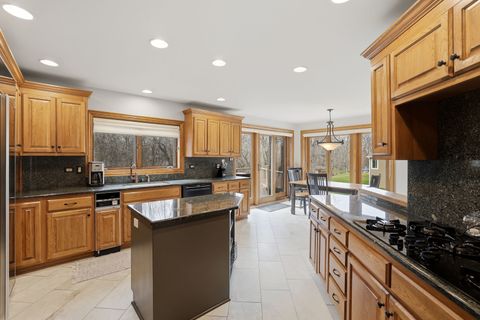 Tiny photo for 33 W Eureka Drive, Lemont, IL 60439 (MLS # 12586631)