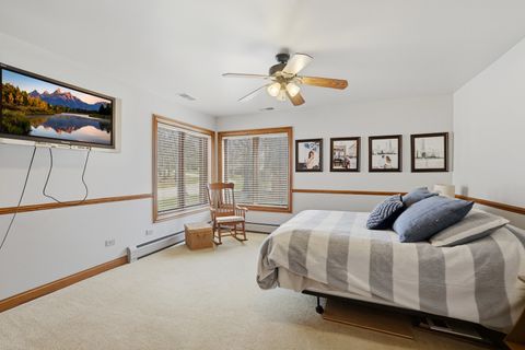 Tiny photo for 33 W Eureka Drive, Lemont, IL 60439 (MLS # 12586631)