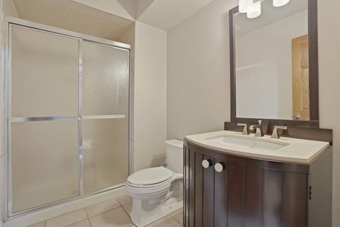 Tiny photo for 33 W Eureka Drive, Lemont, IL 60439 (MLS # 12586631)