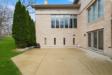 Tiny photo for 33 W Eureka Drive, Lemont, IL 60439 (MLS # 12586631)
