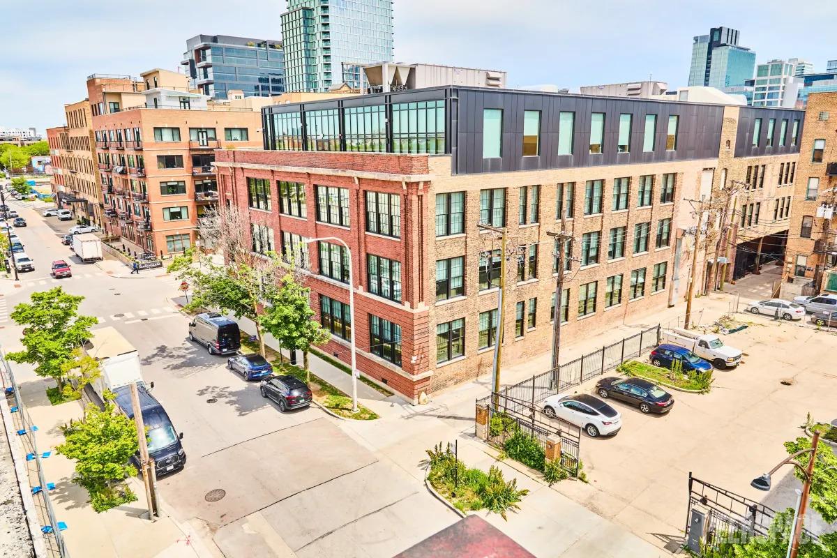 Photo 1 of 16 — 210 N Racine Avenue 3S, Chicago, IL 60607