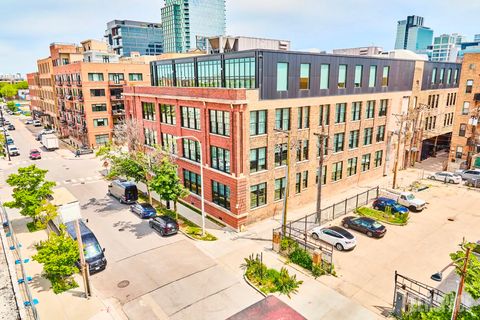 210 N Racine Avenue 3S Chicago IL 60607